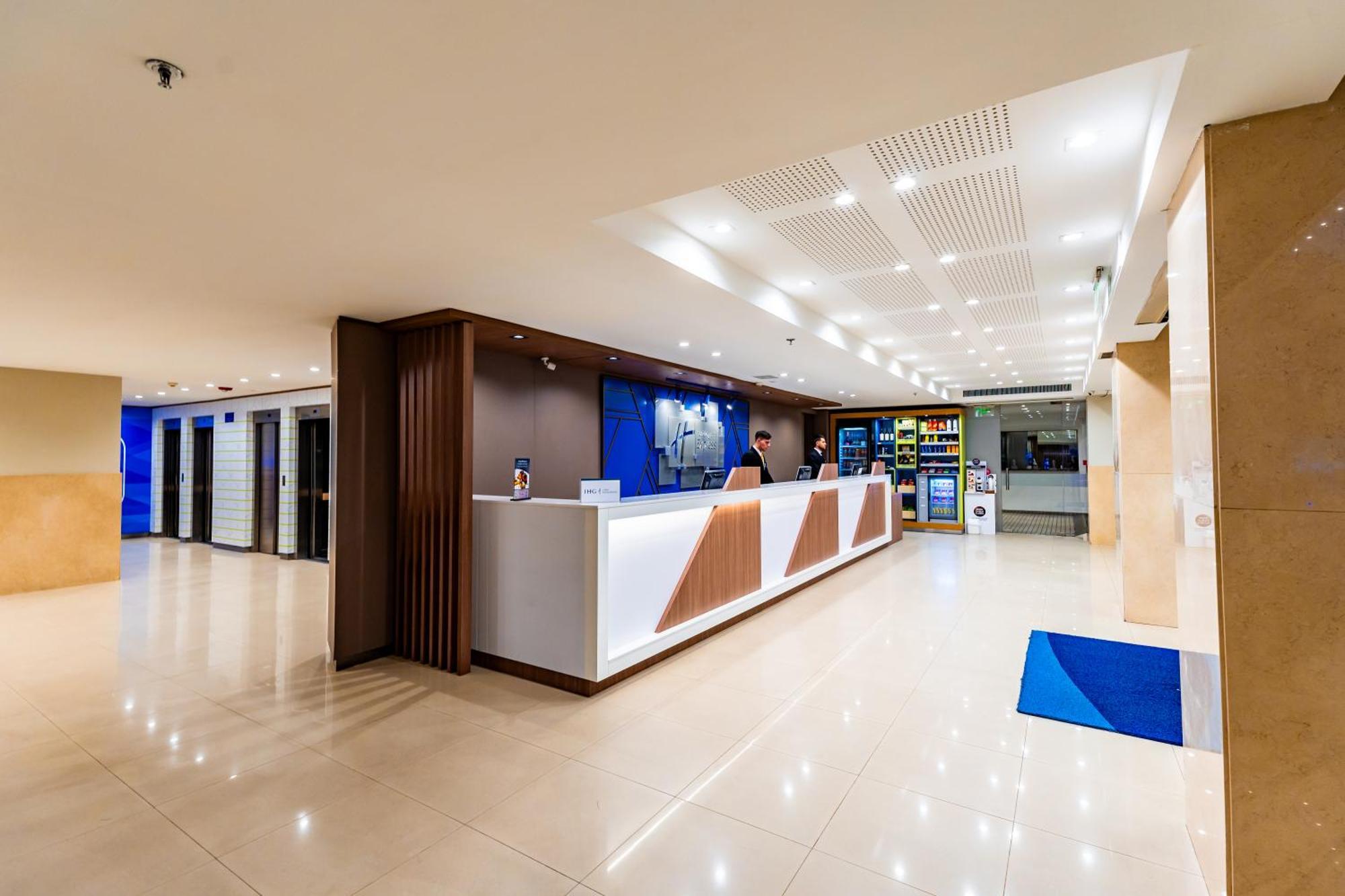 Holiday Inn Express Rosario By Ihg Exterior photo