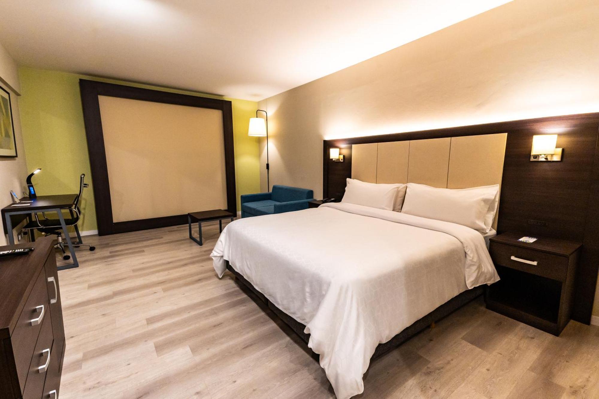 Holiday Inn Express Rosario By Ihg Exterior photo
